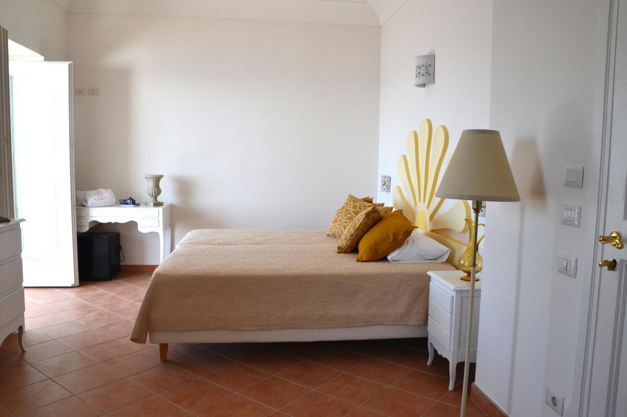 Villa Santa Chiara Positano Suites Pokoj fotografie